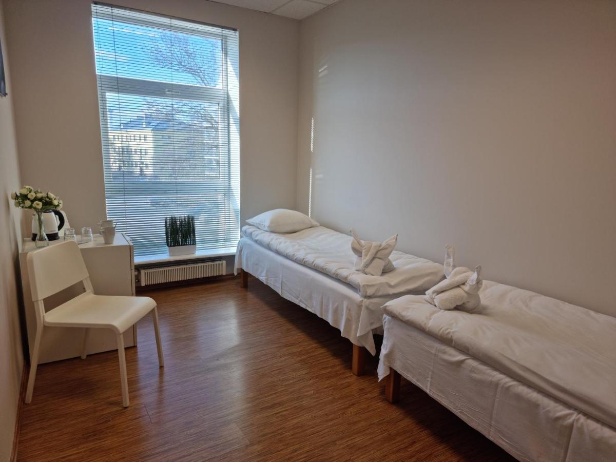 Room Near City Center Harbour Таллин Экстерьер фото